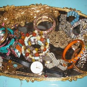Vintage jewelry lot